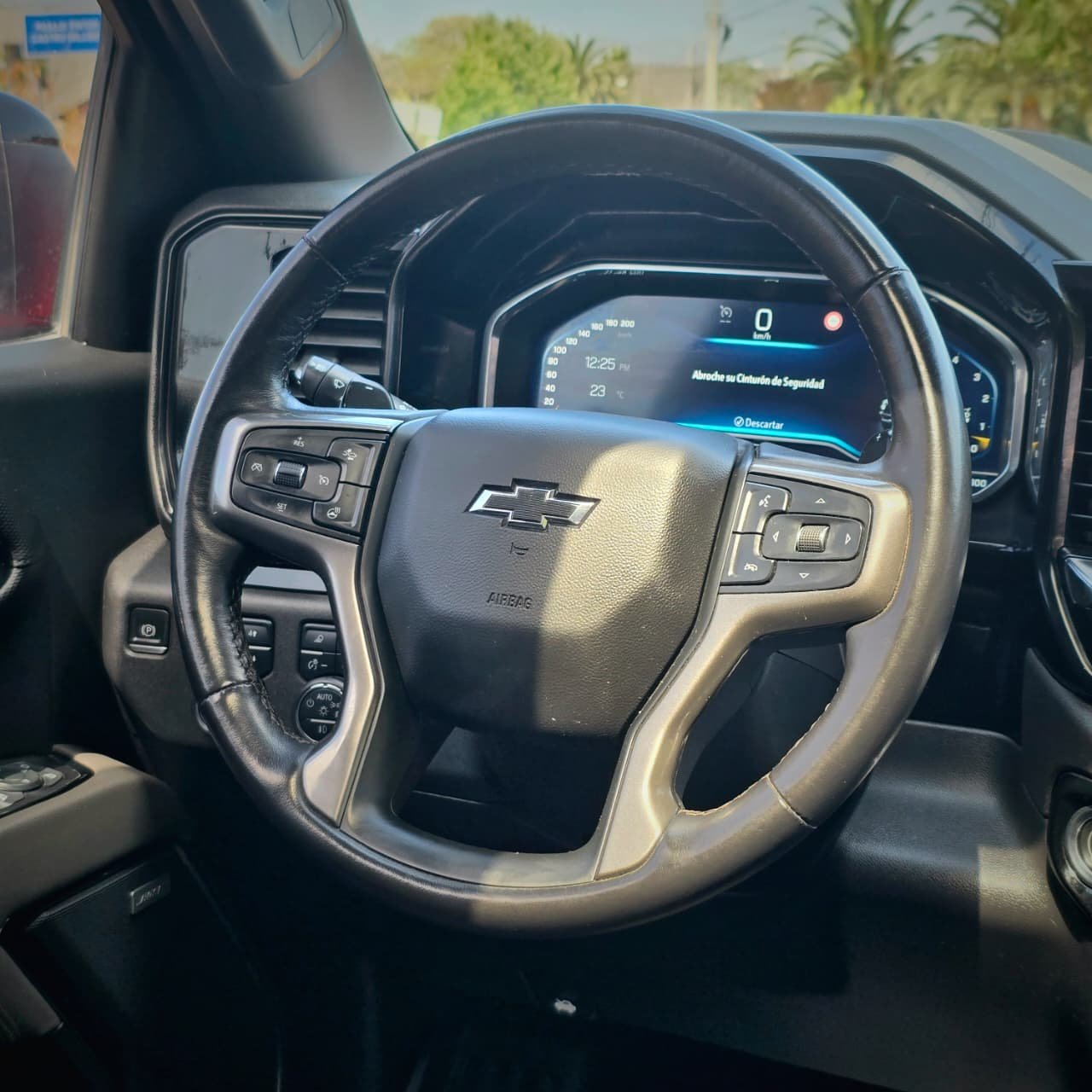 Chevrolet Silverado ZR2 foto 2