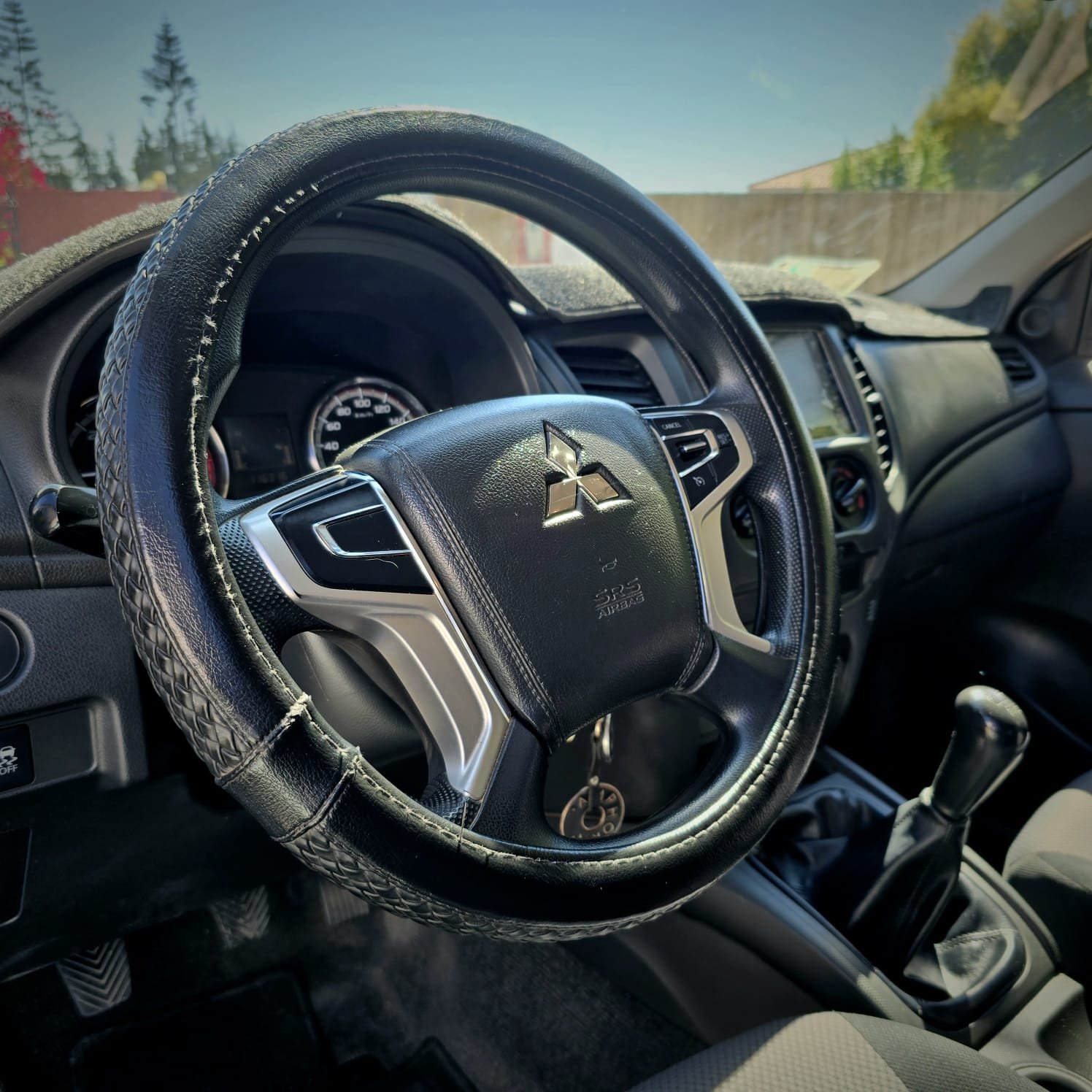 Mitsubishi L200 Katana CR foto 2