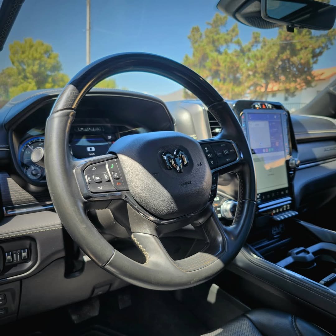 RAM 1500 LIMITED 4×4 foto 2