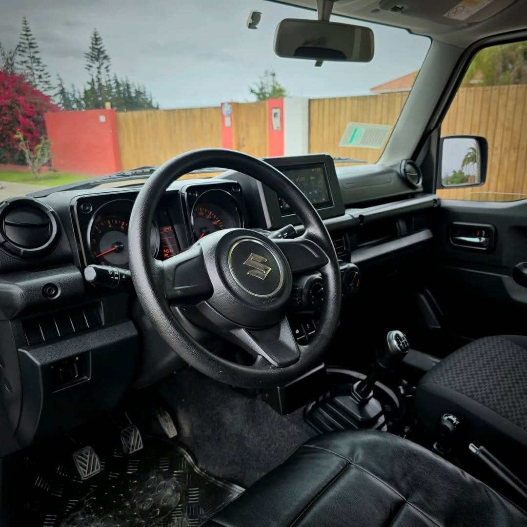 SUZUKI JIMNY GL 4X4 foto 2