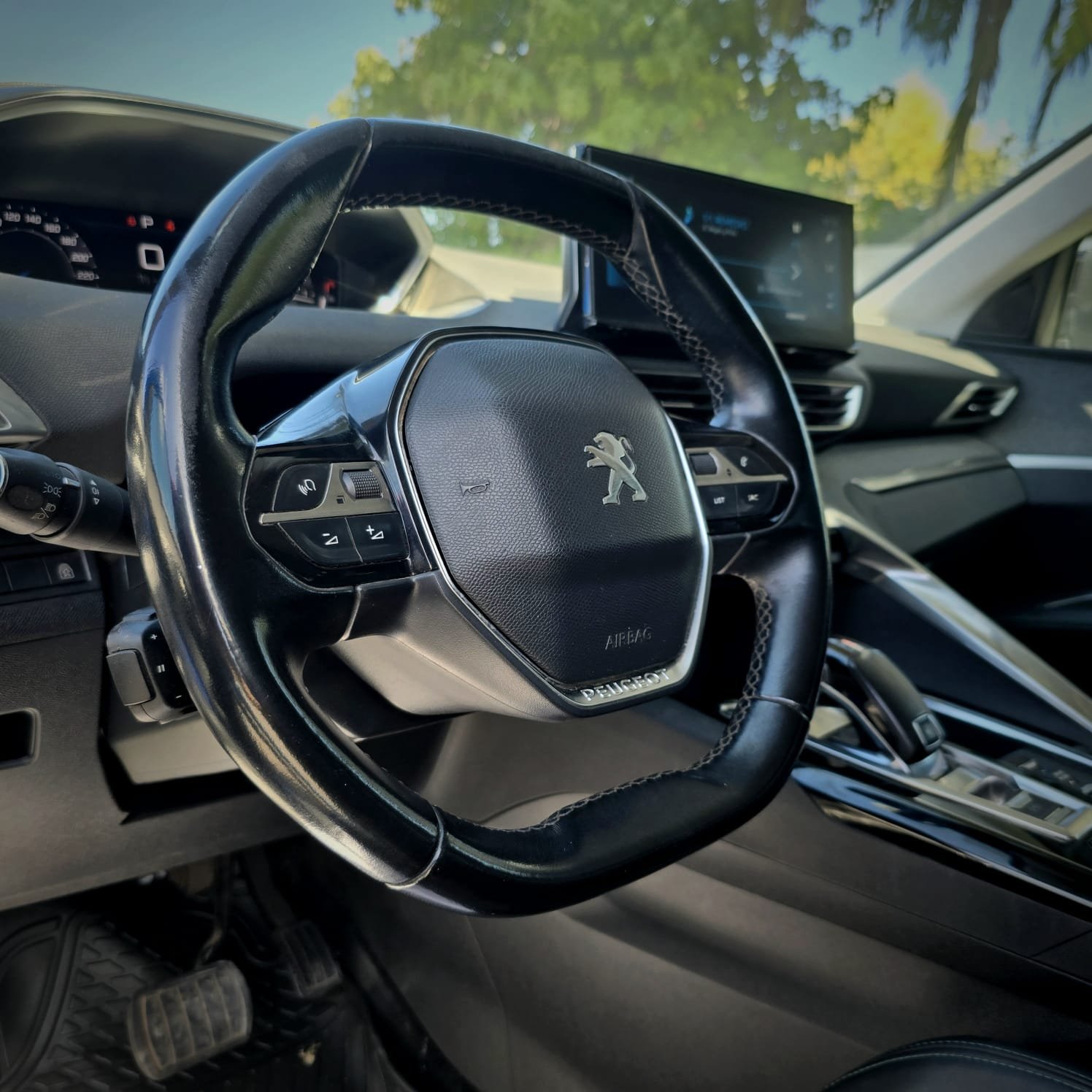 PEUGEOT 3008 1.6 TURBO foto 2