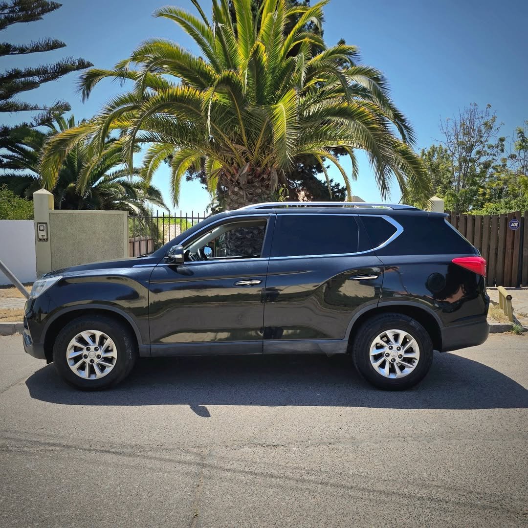 SSANGYONG NEW REXTON foto 3