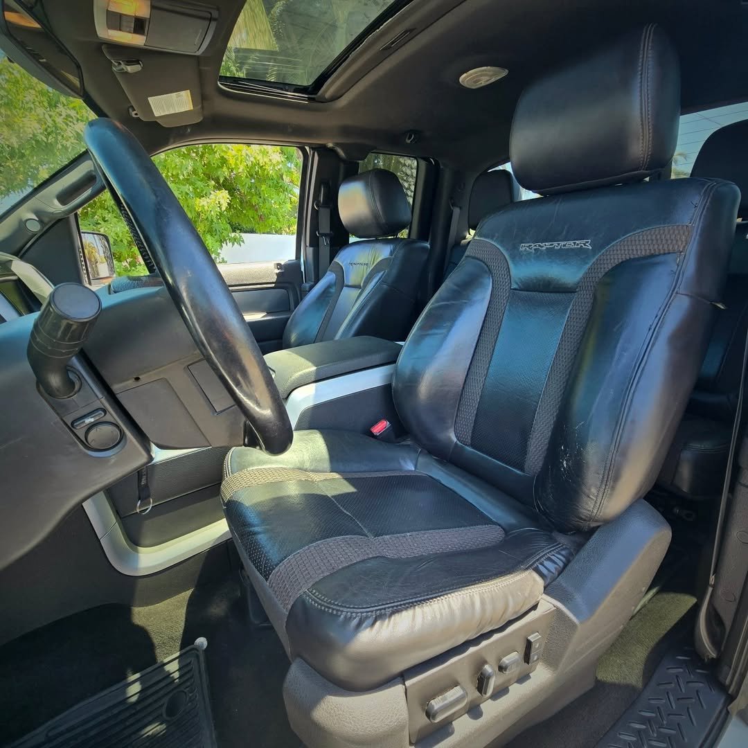 FORD F-150 RAPTOR 4X4 foto 4