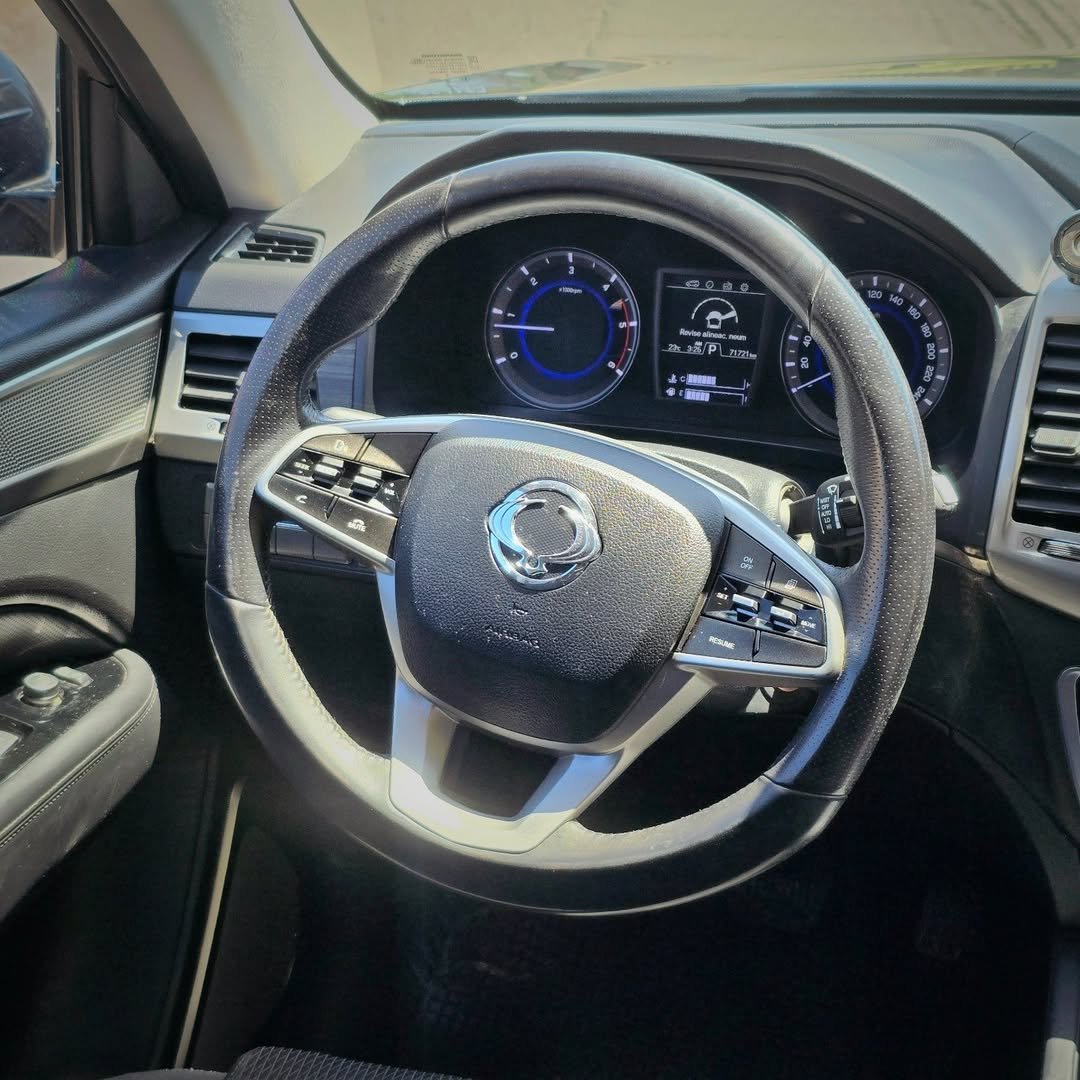 SSANGYONG NEW REXTON foto 6