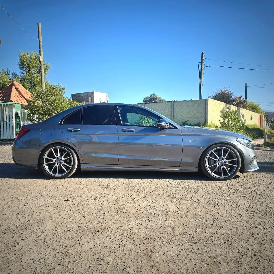 MERCEDES-BENZ C43 AMG foto 3