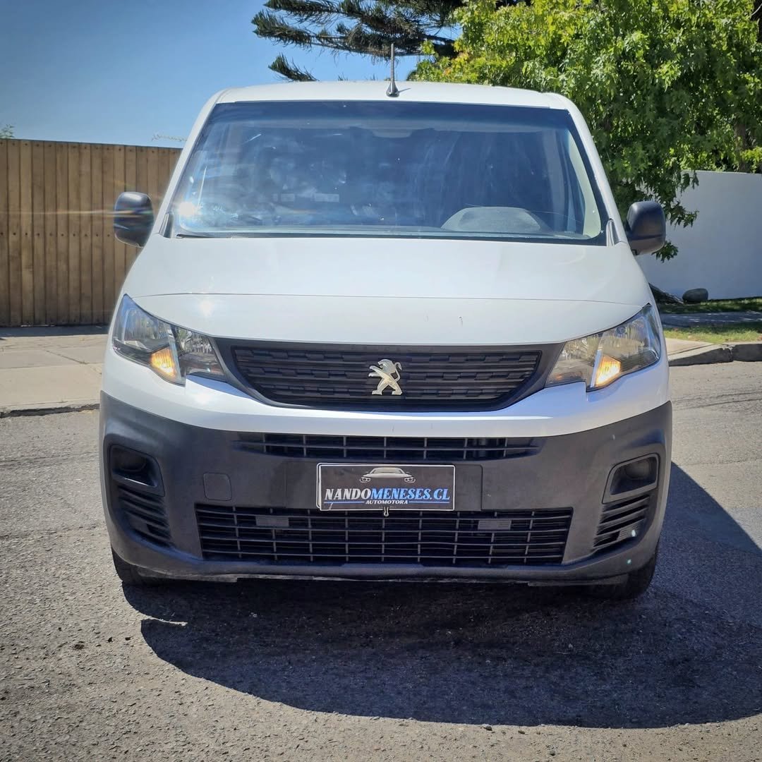 PEUGEOT PARTNER HDI foto 7