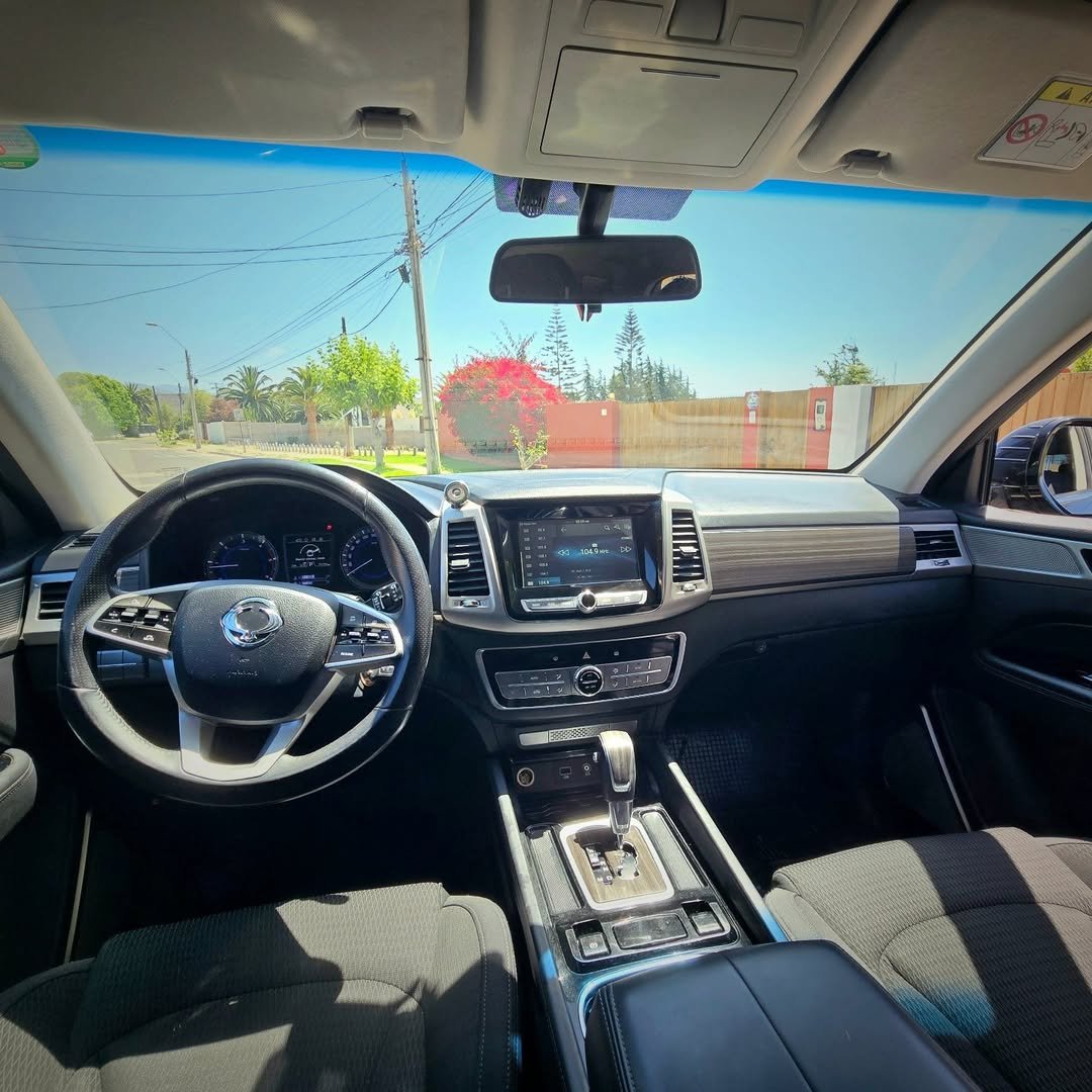 SSANGYONG NEW REXTON foto 8