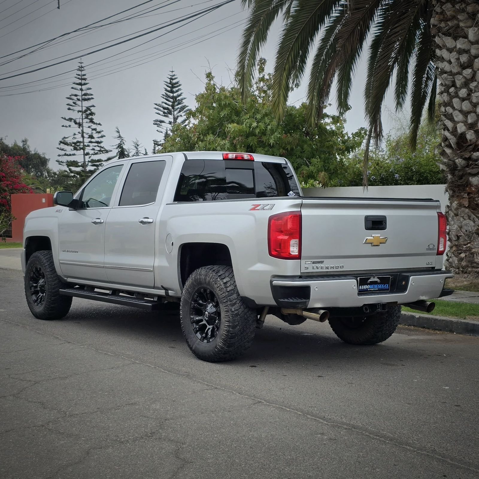 CHEVROLET SILVERADO LTZ foto 10