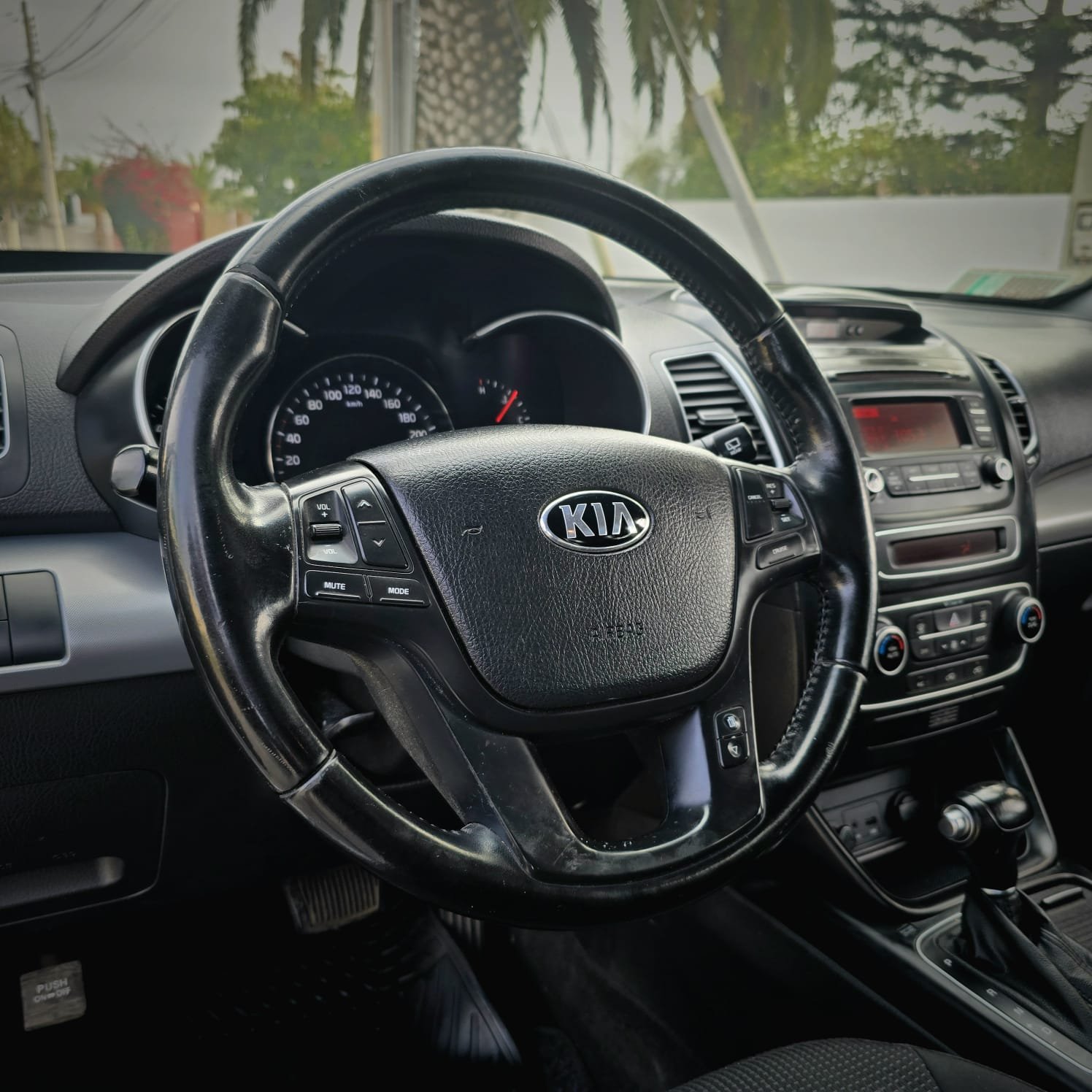 KIA SORETO EX foto 2