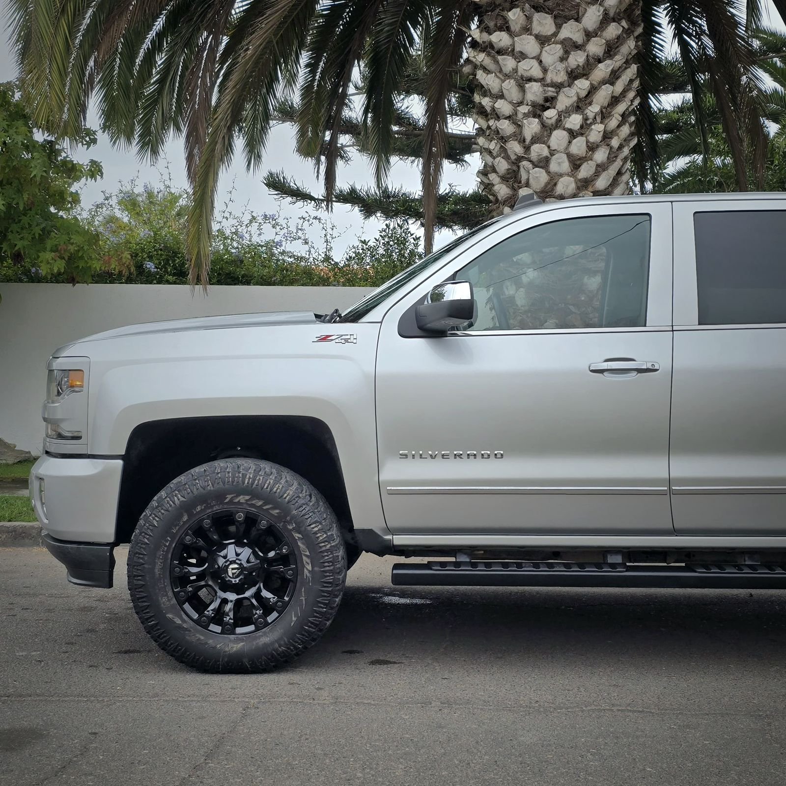 CHEVROLET SILVERADO LTZ foto 5