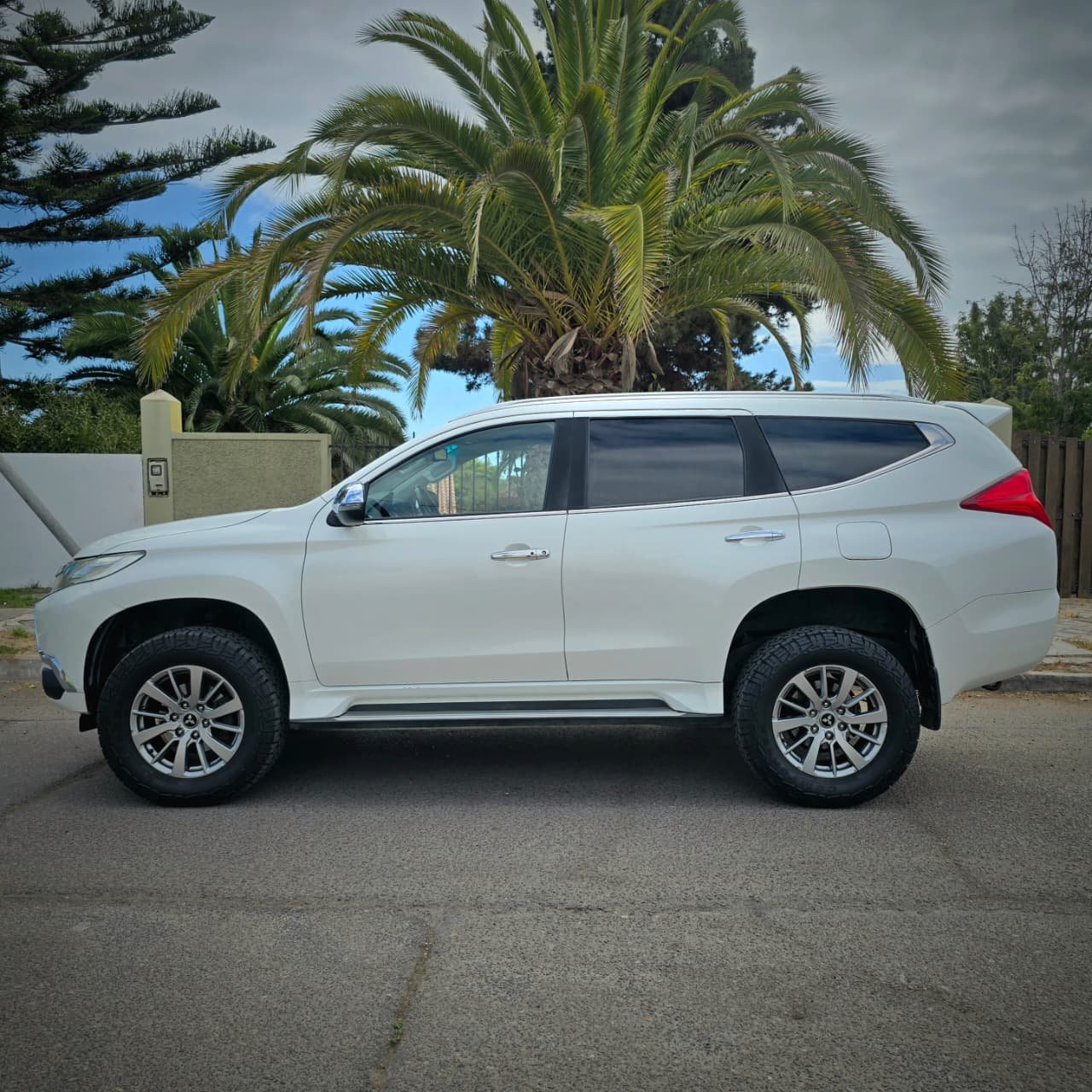 MITSUBHISHI MONTERO SPORT foto 8