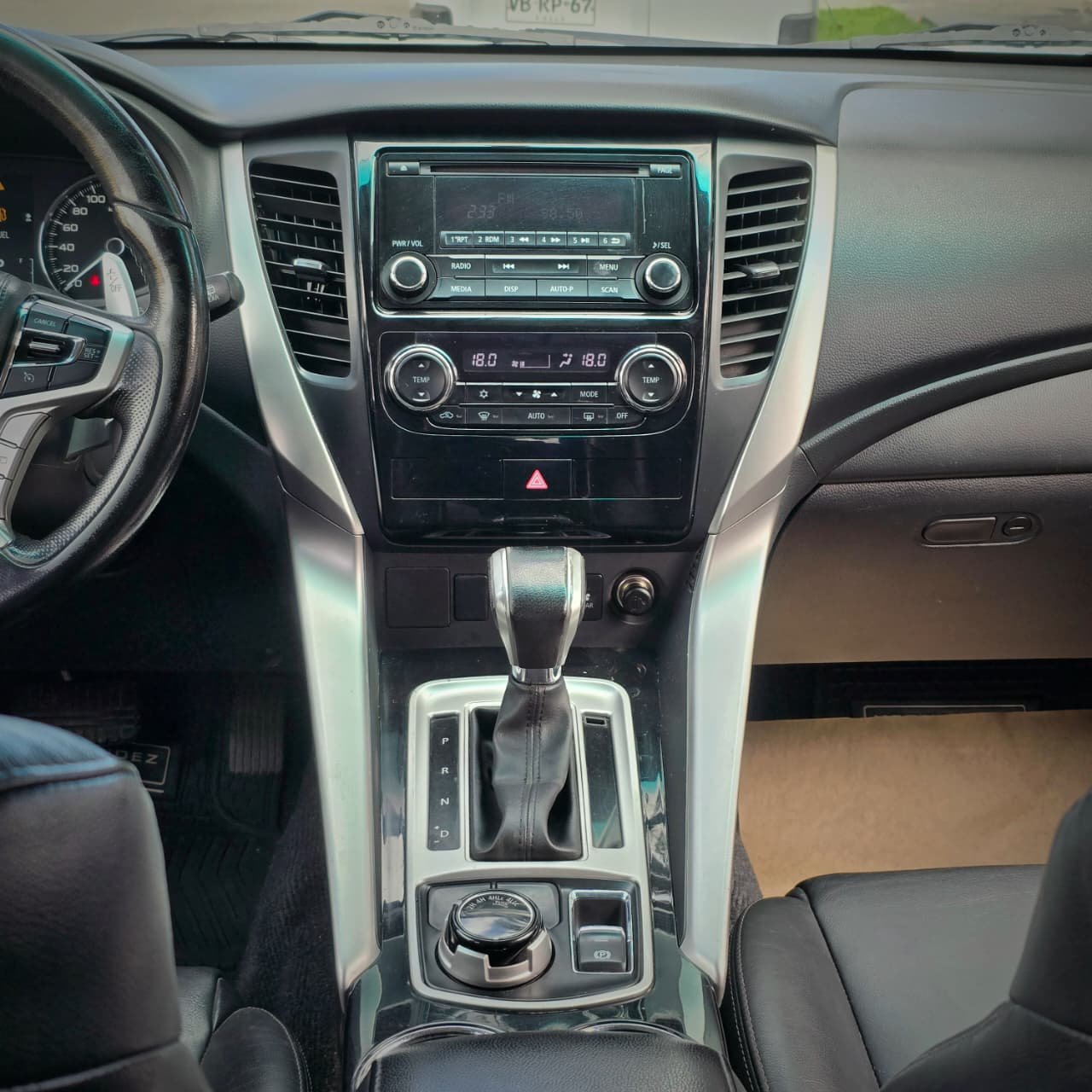 MITSUBHISHI MONTERO SPORT foto 9