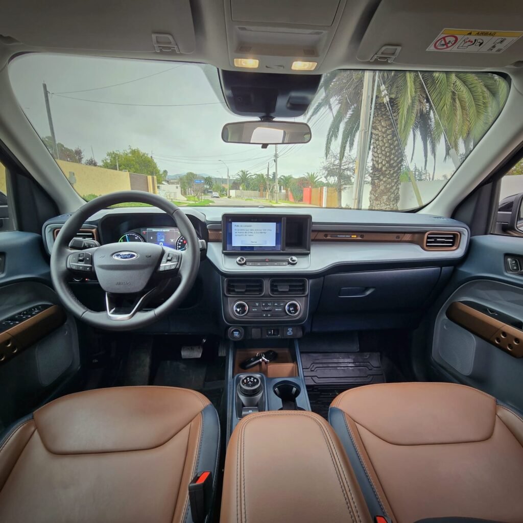 FORD MAVERICK LARIAT 2024 foto 9