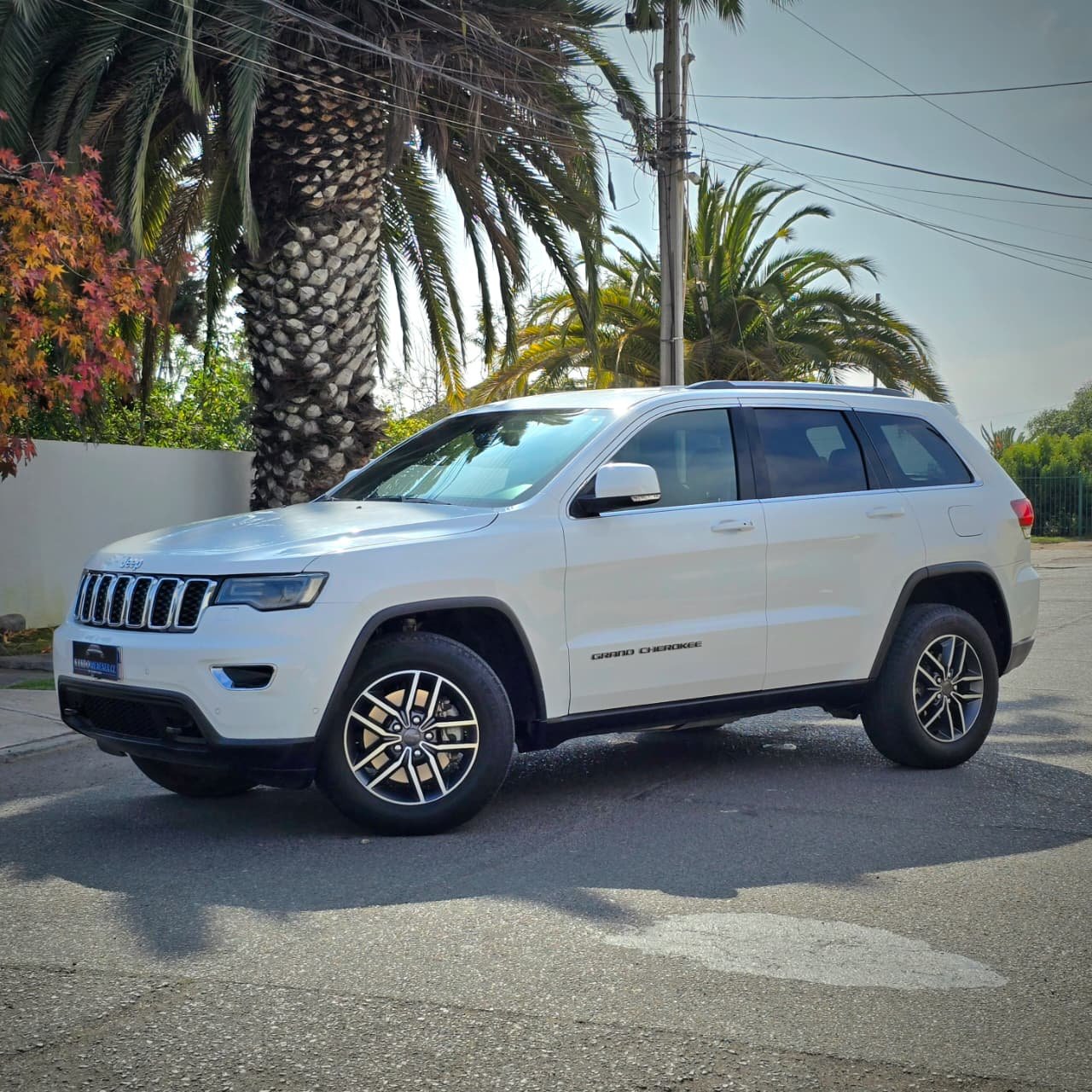 JEEP GRAND CHEROKEE LAREDO