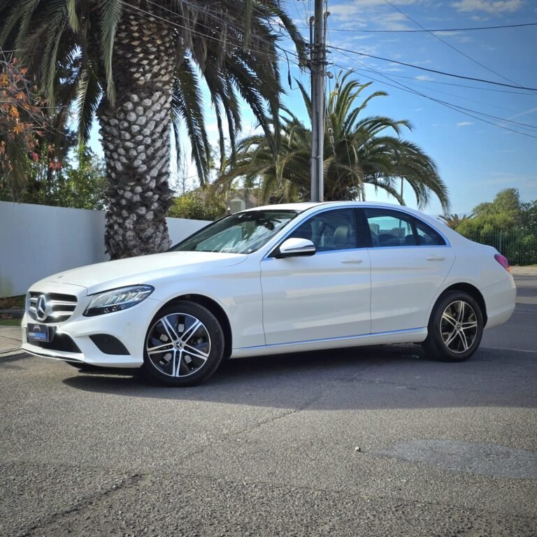 MERCEDES BENZ C200