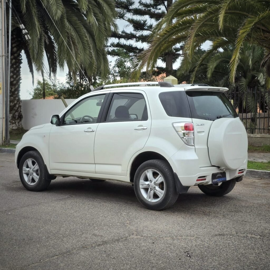 TOYOTA RUSH 2017 foto 10