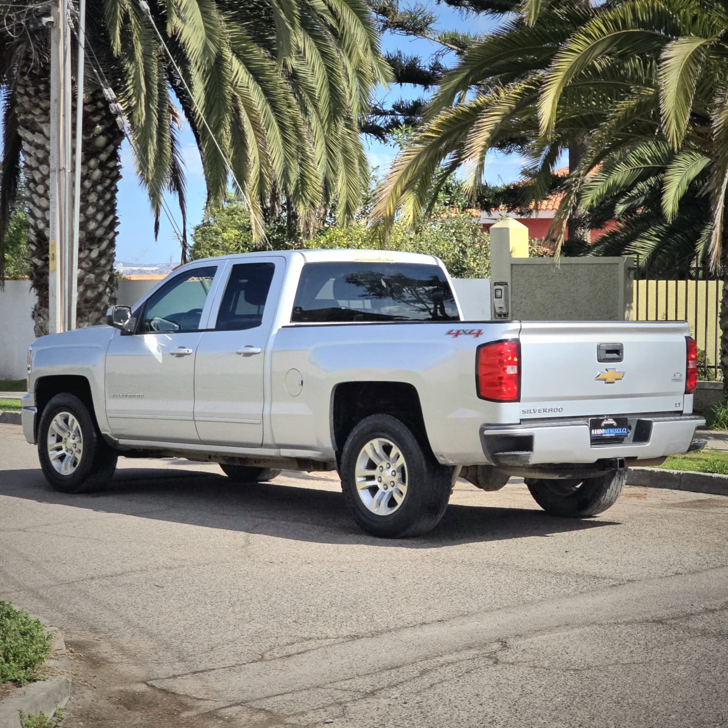 Chevrolet Silverado — foto 9 de 10