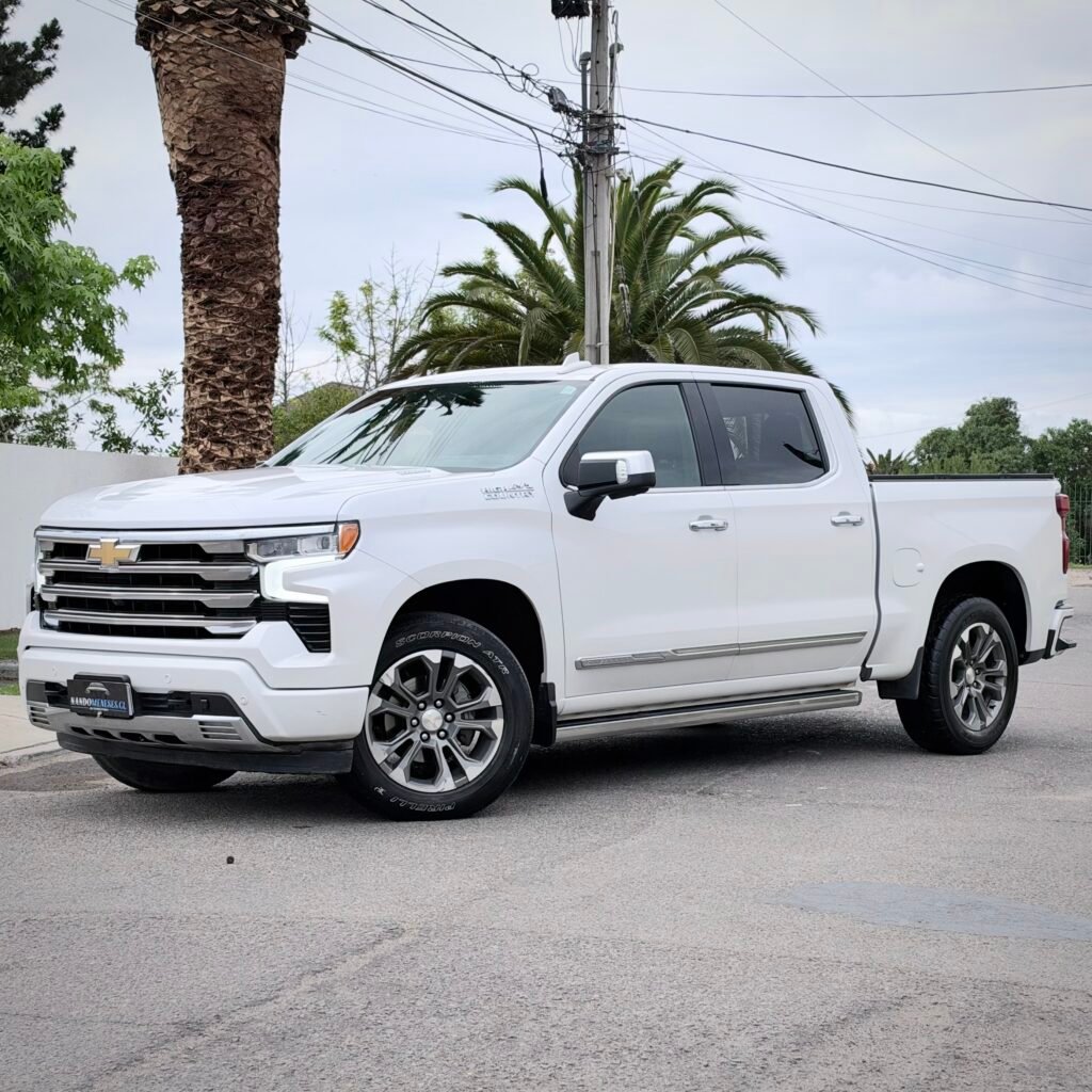 Chevrolet Silverado HIGH COUNTRY 2023