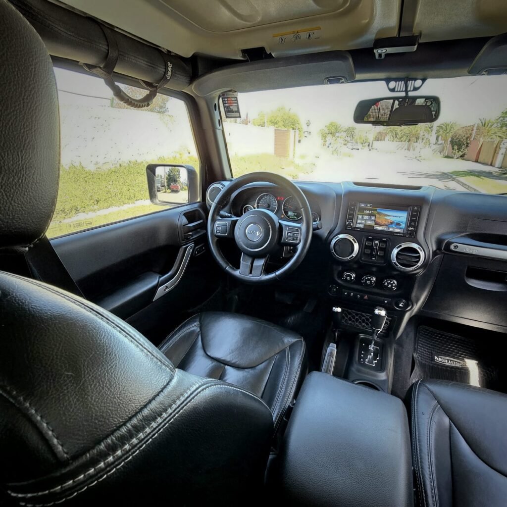 Jeep Wrangler UNLTD SAHARA 2016 foto 2
