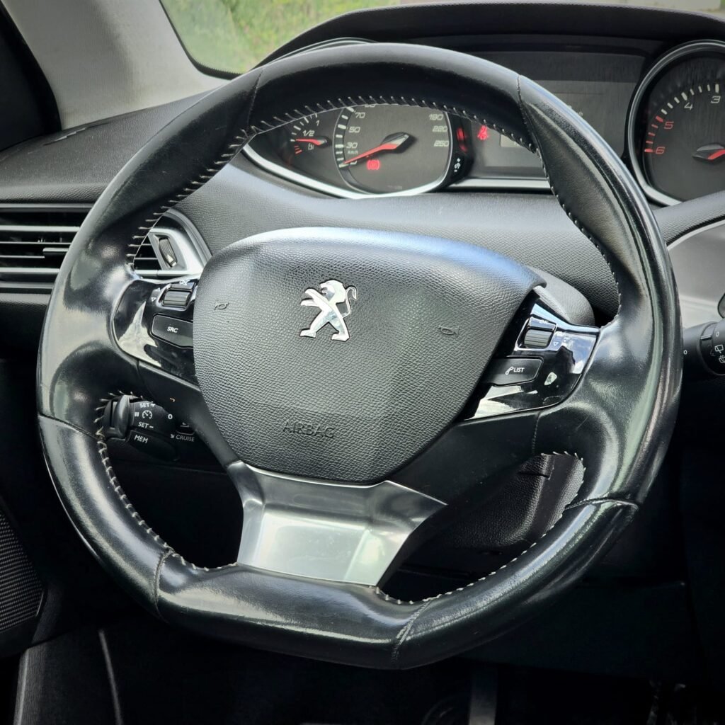 Peugeot 308 DIesel 2018 foto 2