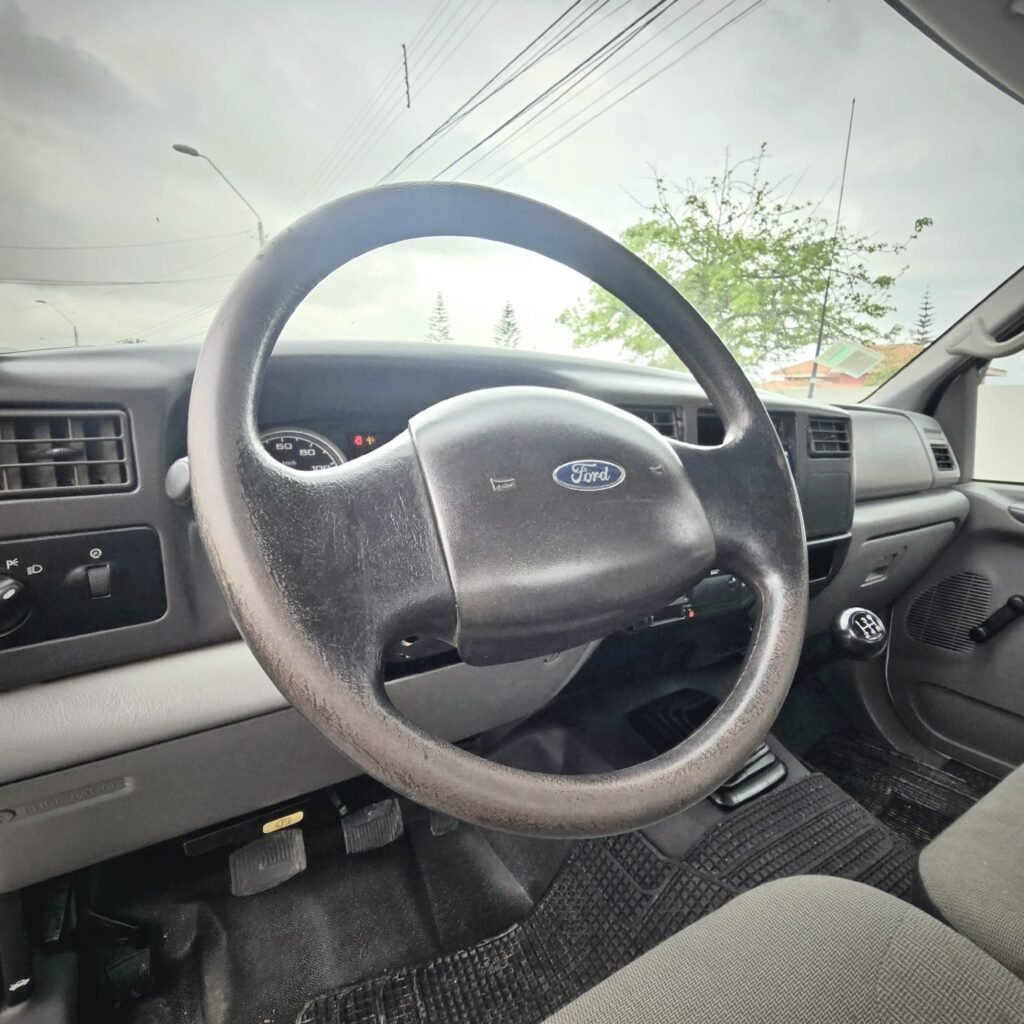 Ford F-4000 4X4 2019 foto 2