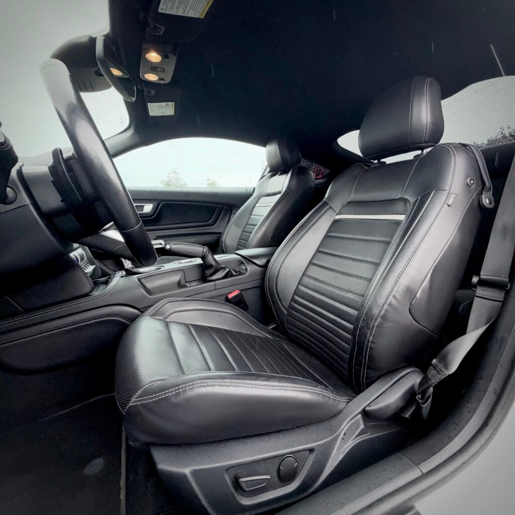 Ford Mustang 2023 foto 4