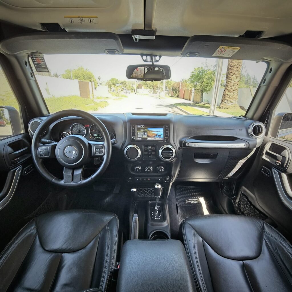 Jeep Wrangler UNLTD SAHARA 2016 foto 6