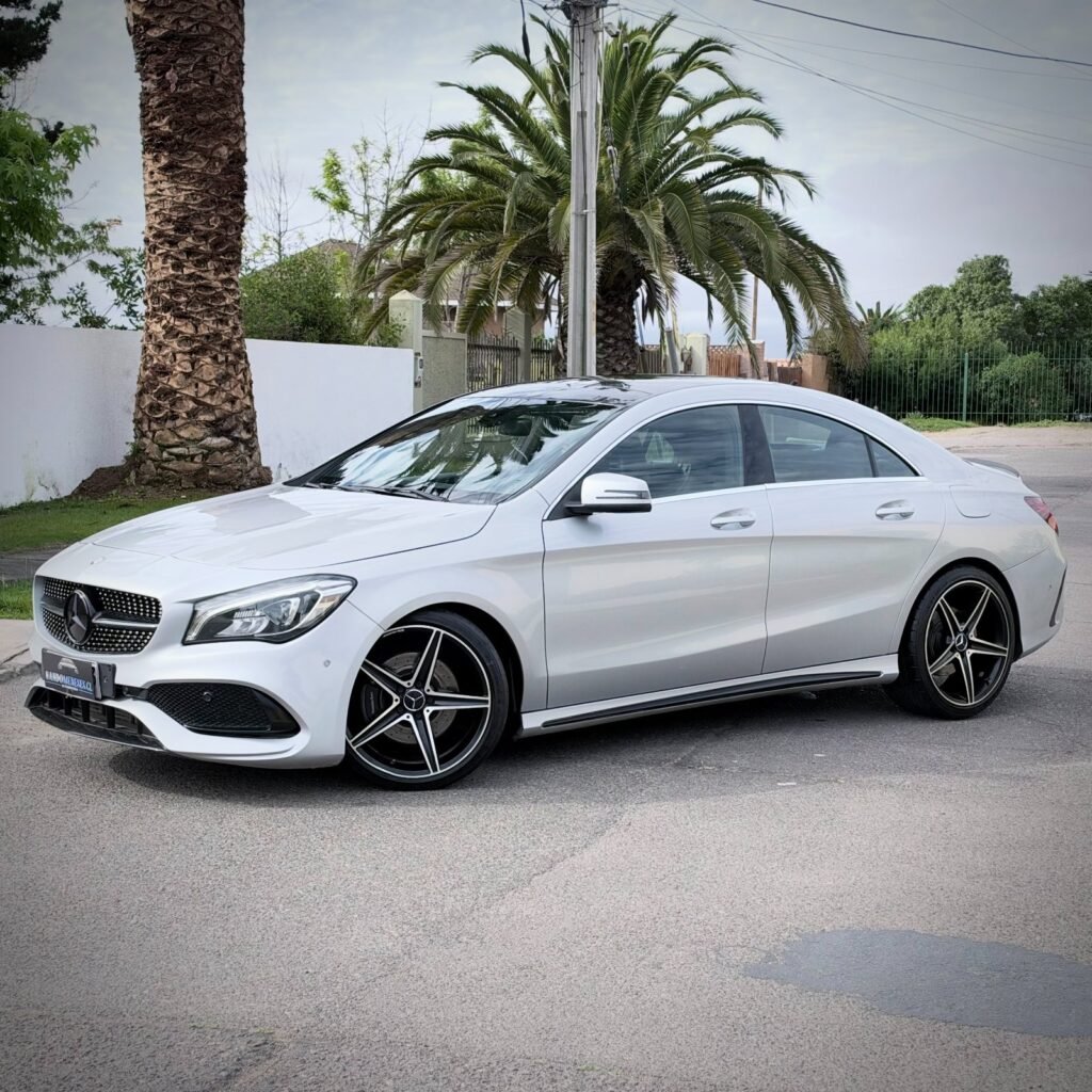 MERCEDES BENZ CLA 220D 2017
