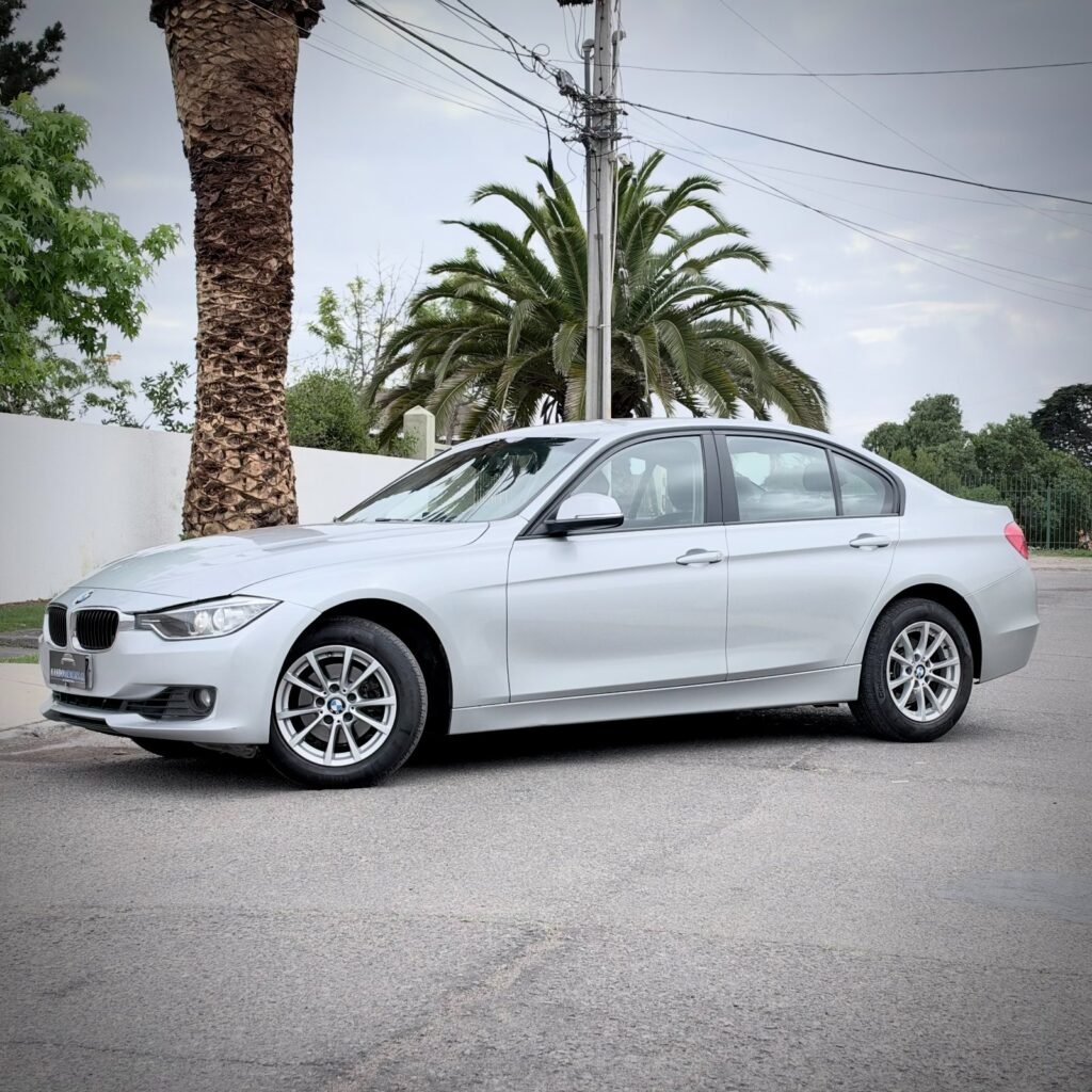 BMW 320i 2015