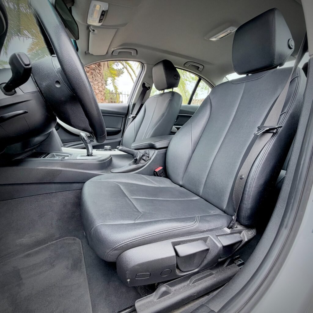 BMW 320i 2015 foto 4