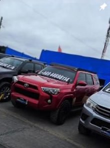 Portada del reel: Toyota 4Runner rojo